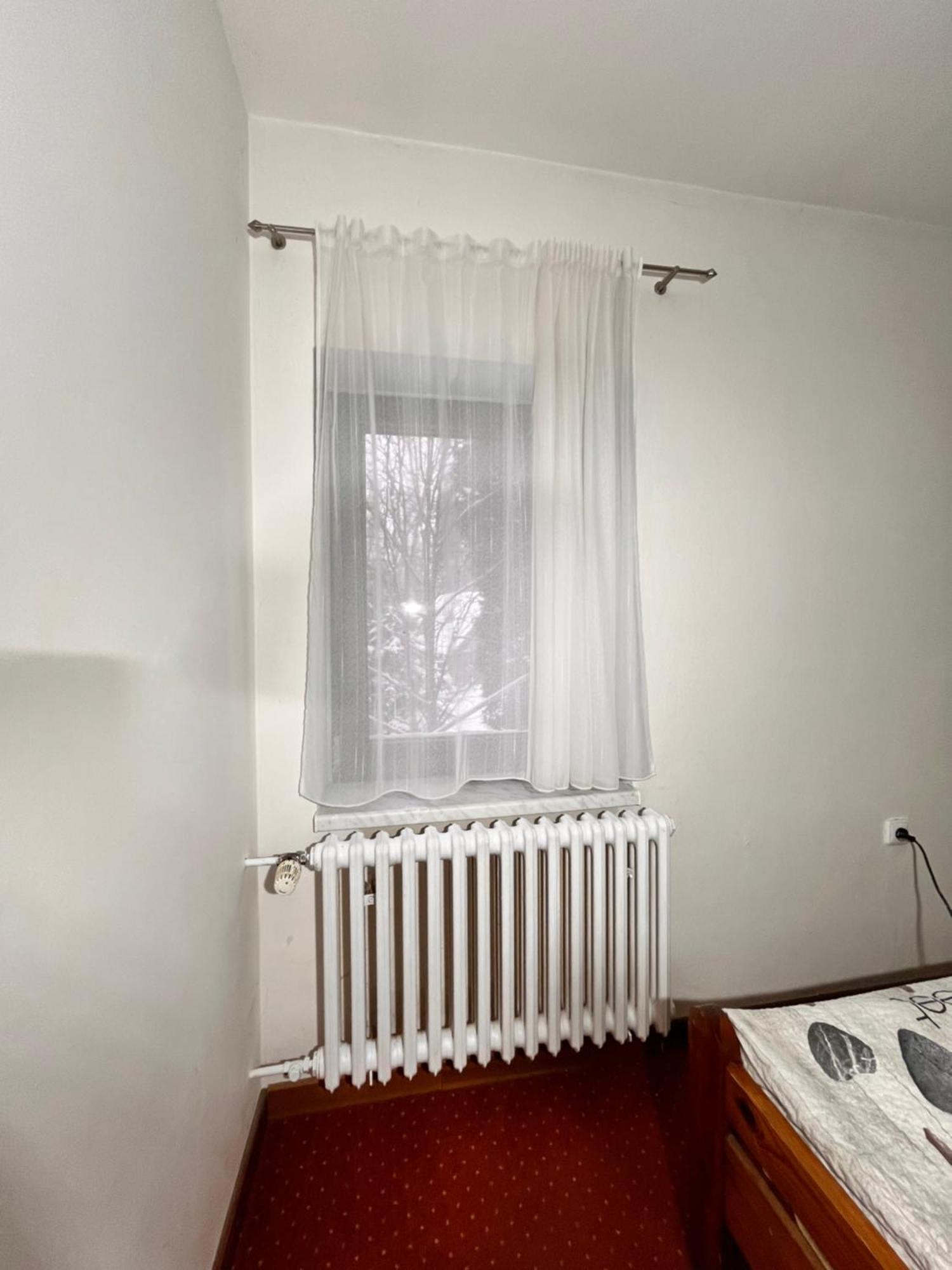 ホテル Vila Morava Liptovský Mikuláš エクステリア 写真